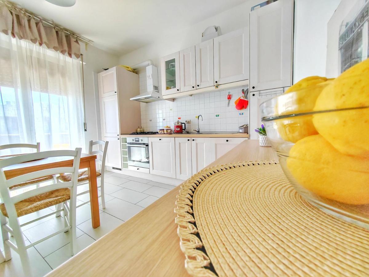Dimora Sea View Apartment Monopoli Exterior photo