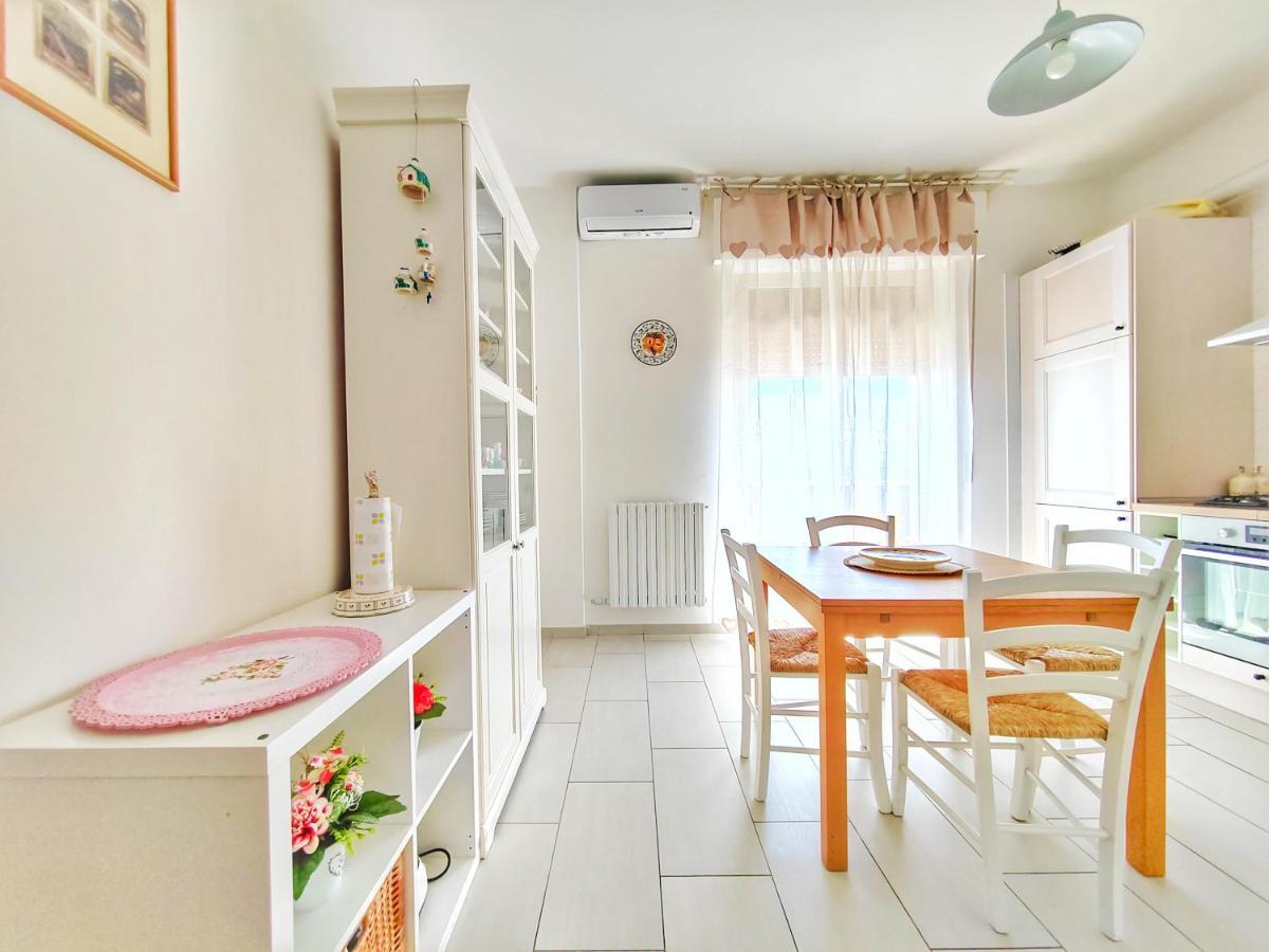 Dimora Sea View Apartment Monopoli Exterior photo